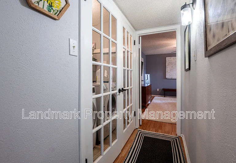 1903 Spies Springs Ct — Photo 20