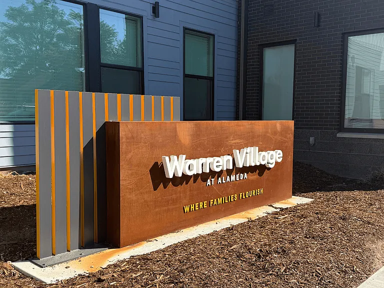 Warren Village Alameda Apartments — Photo 4