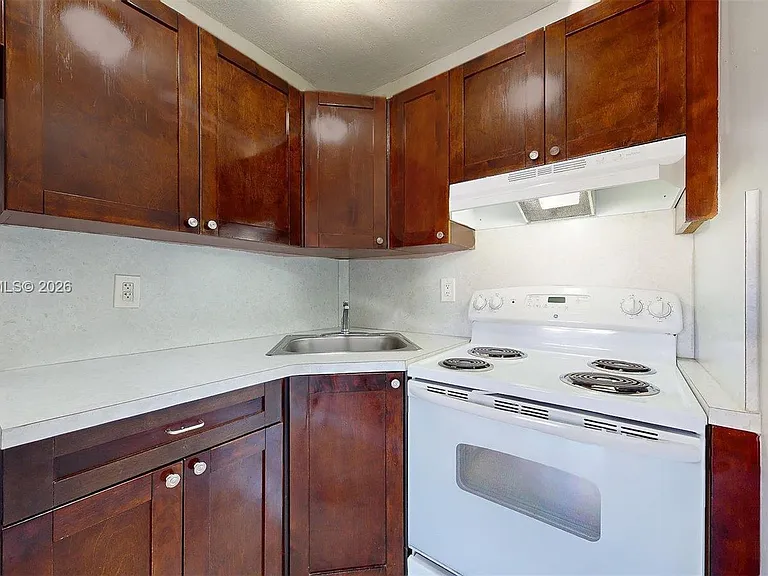 426 NW 13th Ave #2 — Photo 11
