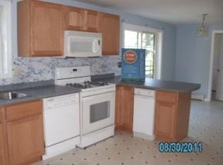 70 Wethersfield Dr, Northfield, NH 03276
