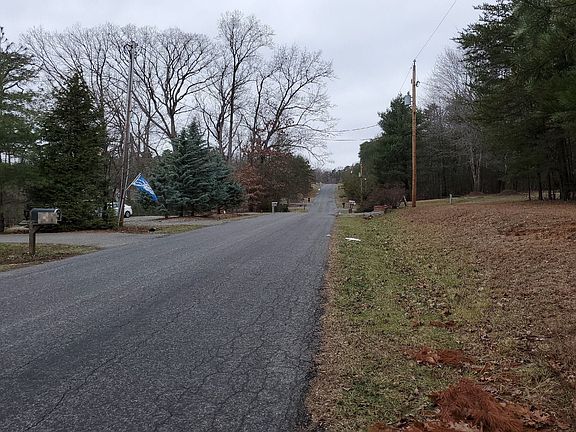 4th image of 435 Harbor Landing Dr