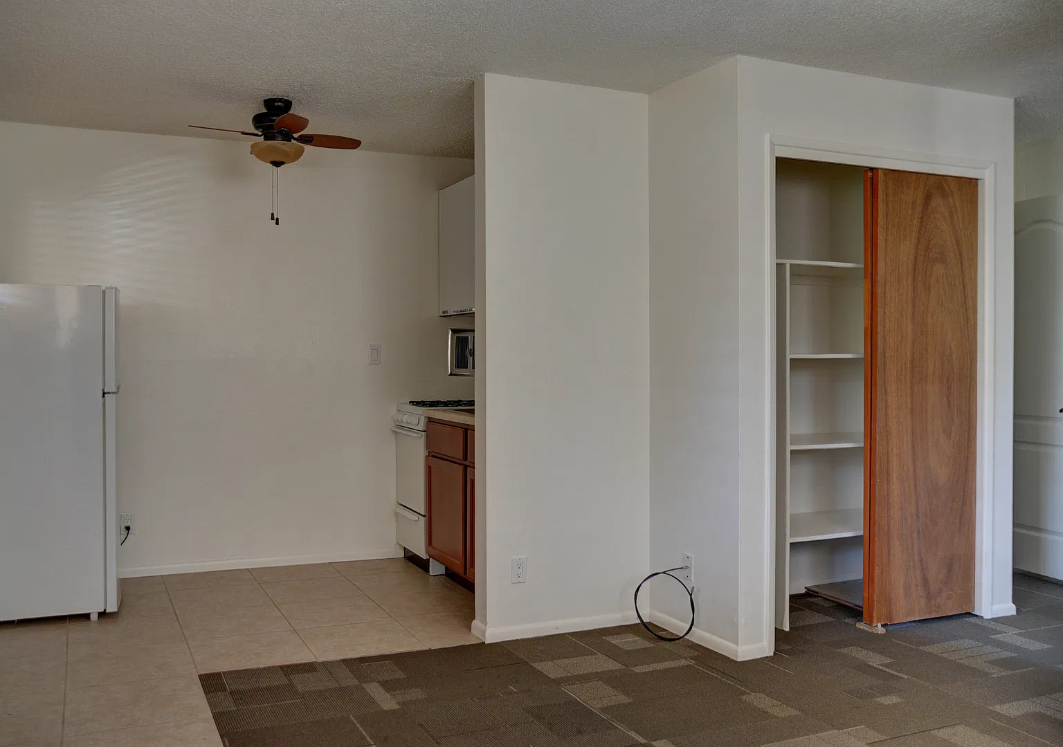333 S. Alarcon Street — Photo 4