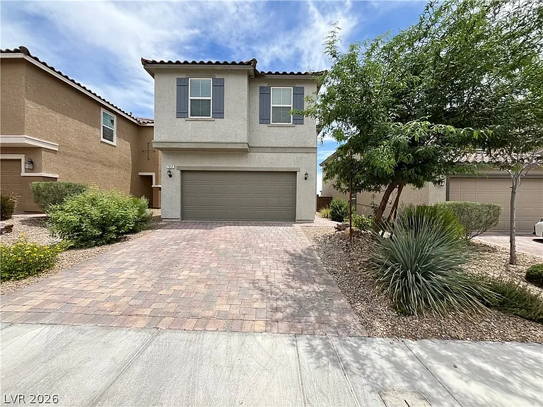 7052 Fossil Lake St — Photo 1