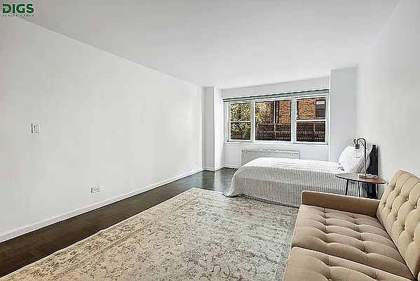 101 W 12th St APT 3D, New York, NY 10011 | Zillow