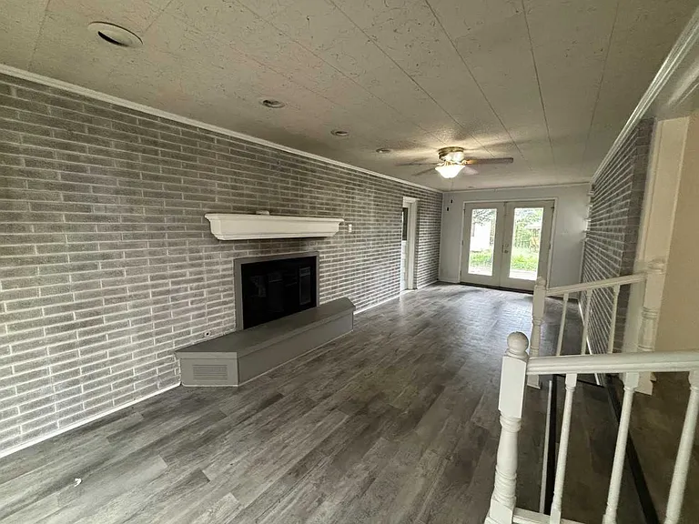 1 Kirkwood St — Photo 10