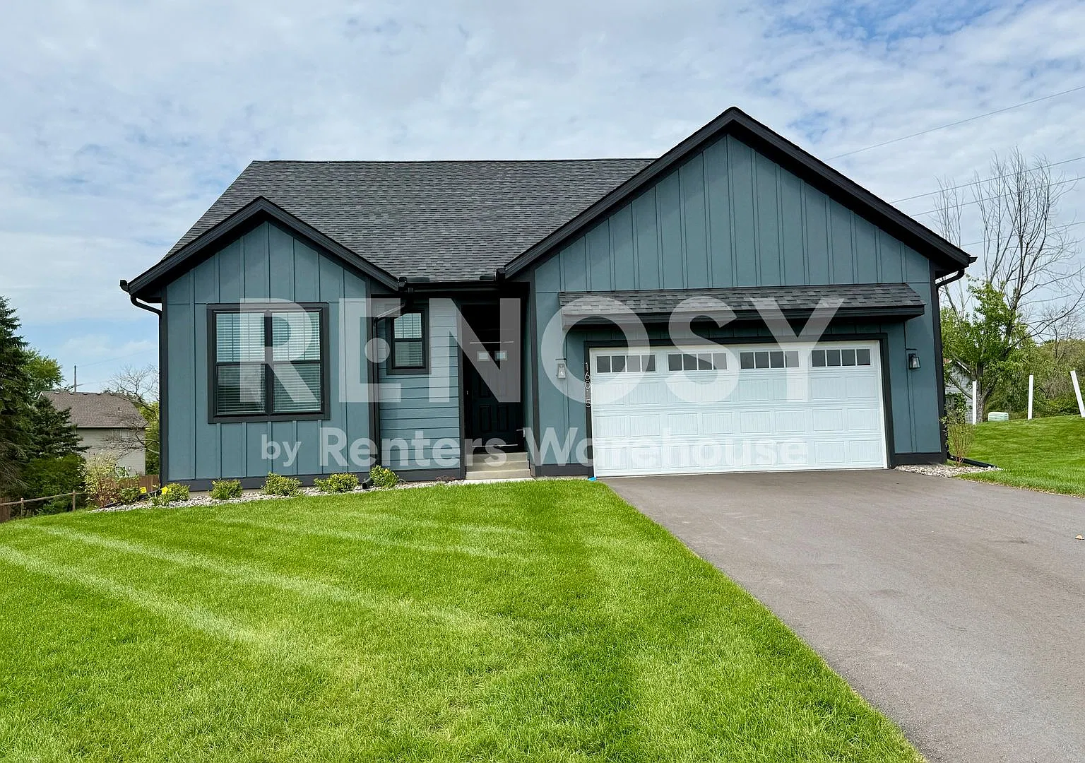 Brand-New 4BR Home with Attached Garage in Wildwood Lakeville — Photo 1