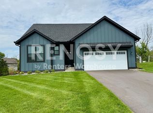 16015 Kenyon Ave, Lakeville, MN 55044