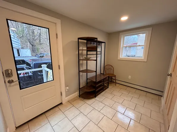91 Mount Vernon Ave, Augusta, ME 04330