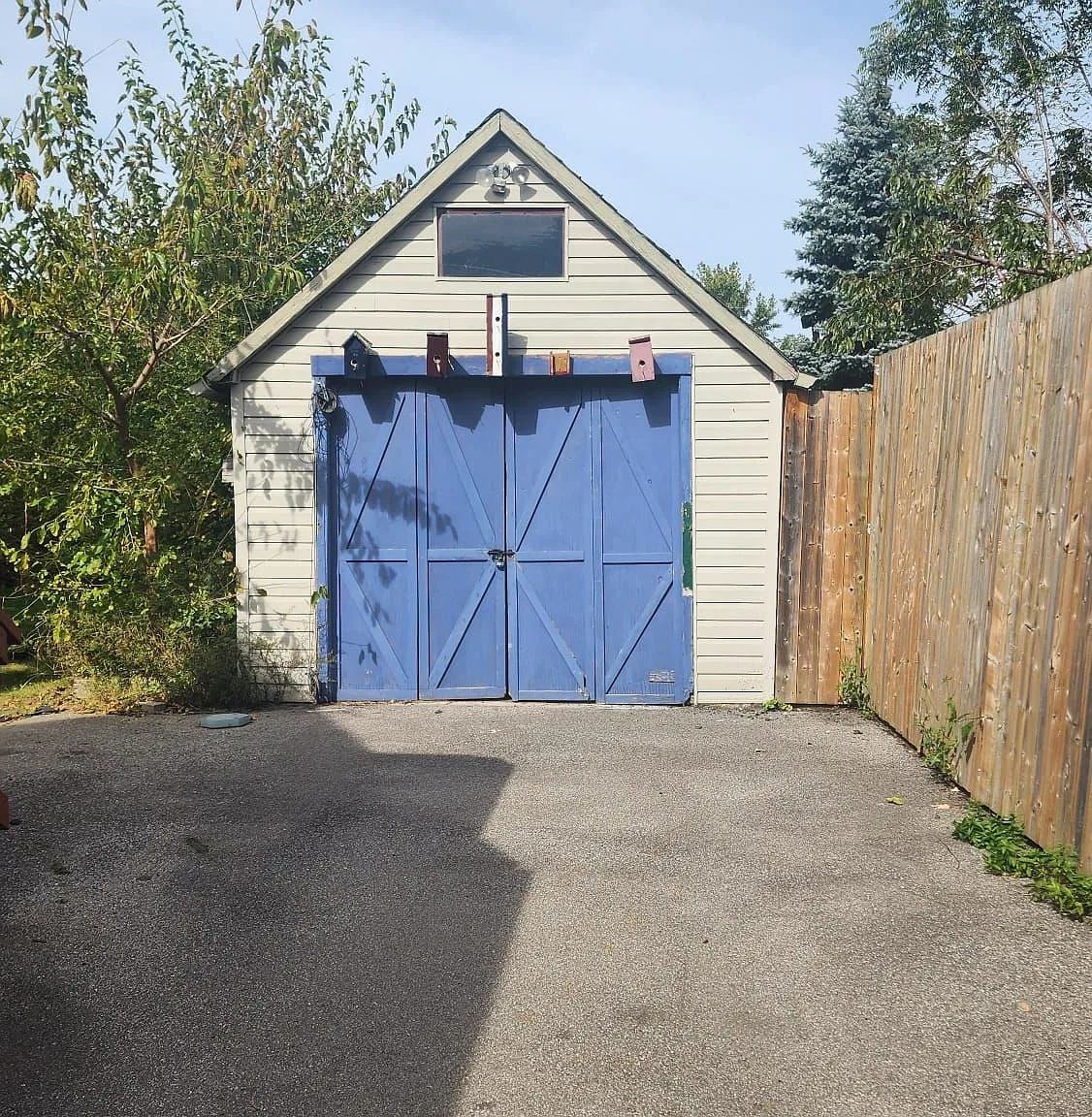 3 bed, $2,200 — Photo 3