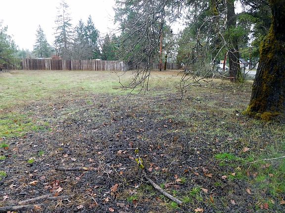 5th image of 28239 Redwood Hwy