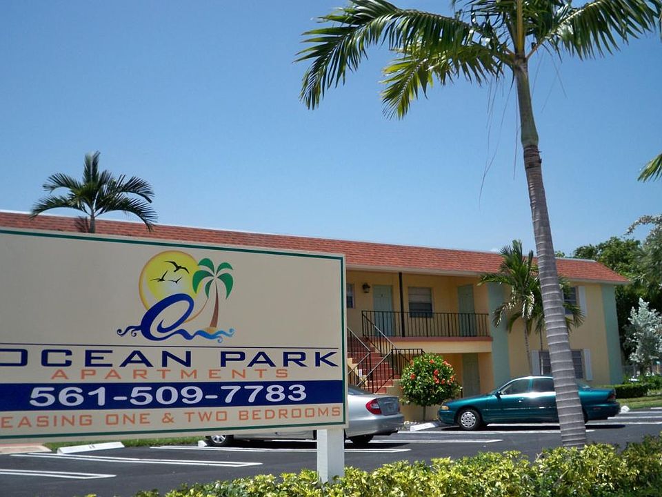 1st image of 2861 S Seacrest Blvd