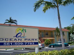 2861 S Seacrest Blvd, Boynton Beach, FL 33435