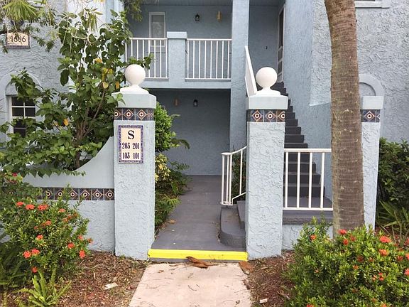 3rd image of 1606 SE Green Acres Cir APT S101
