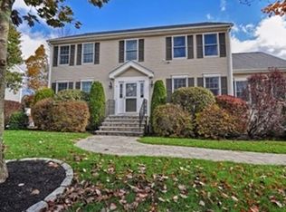 9 Little Tree Rd, Medway, MA 02053
