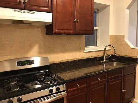 Rented by J M Weber Real Estate Inc | media 16