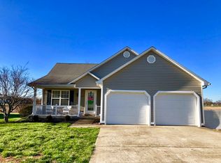 914 Wintercress Ln, Bowling Green, KY 42104