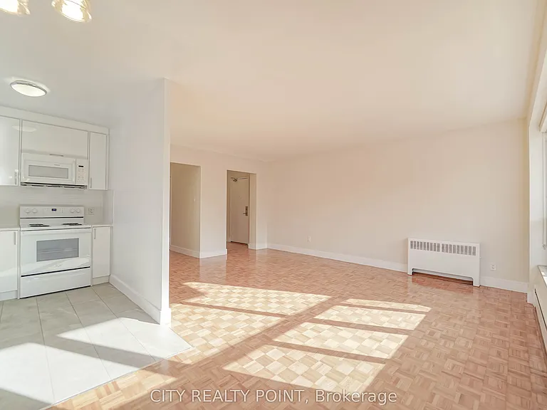 1291 Bayview Ave N #201 — Photo 8
