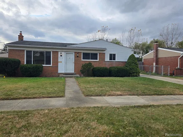 920 Fairlane St, Westland, MI 48186