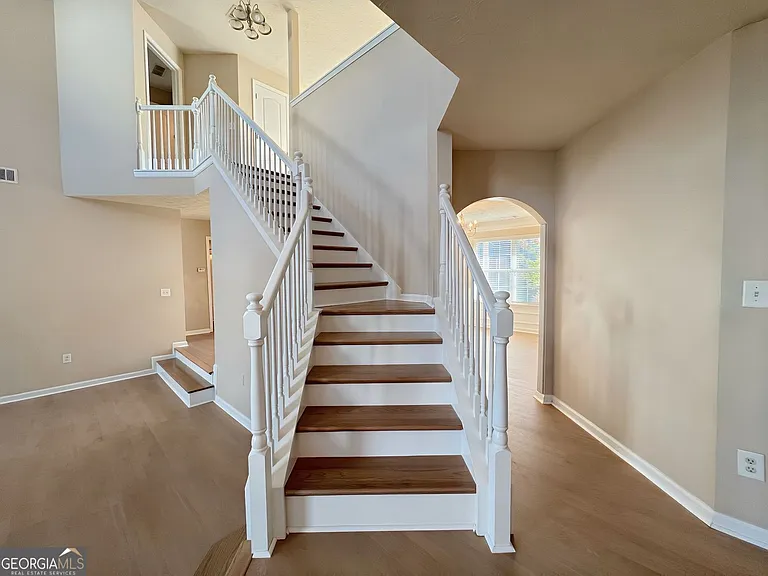 2751 Spence Ct — Photo 25