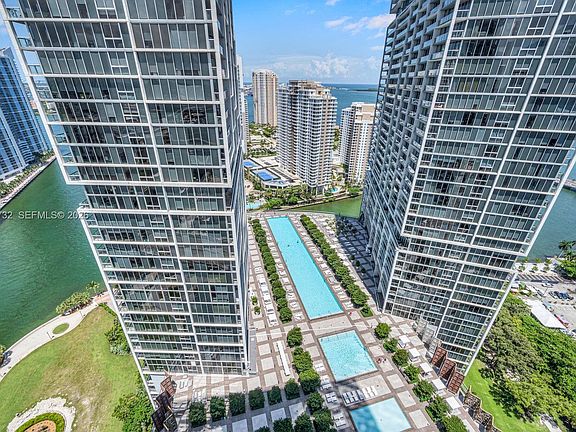 5th image of 485 Brickell Ave APT 3401