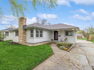 925 16th St, West Des Moines, IA, 50265
