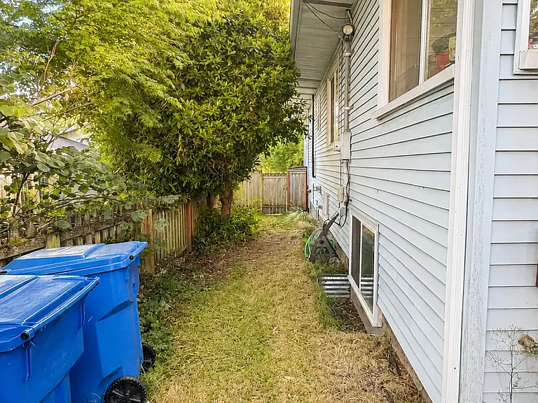 9231 4th Ave NW — Photo 21