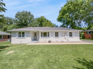 1017 Meadowview Dr, Gallatin, TN 37066
