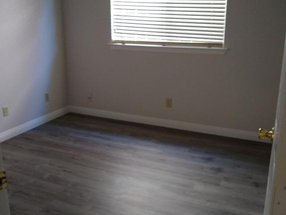 5th image of 8776 N Chance Ave