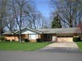 3774 Blenheim Rd, Saint Joseph, MI 49085