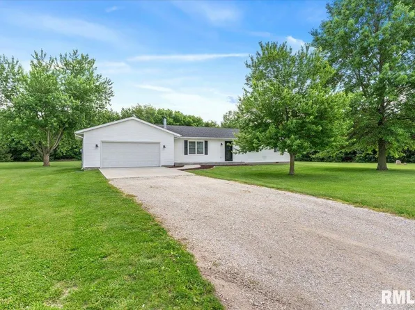 5660 Wesley Chapel Rd, Chatham, IL 62629