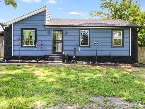 402 Wilkinson Ln, White House, TN 37188