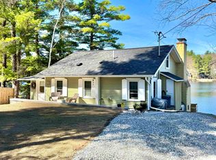 35 Greenwood Rd, Amherst, NH 03054