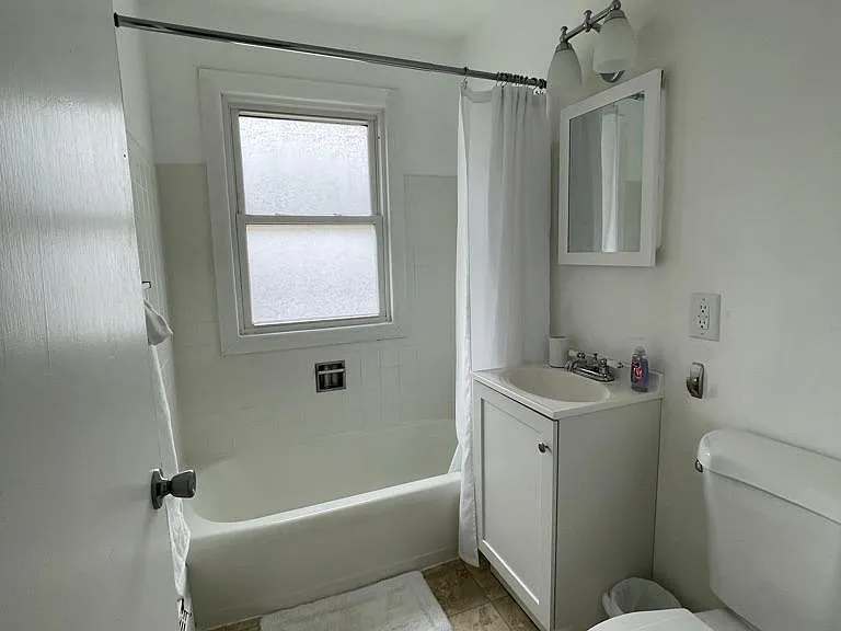 4814 Camden Rd #4 — Photo 9