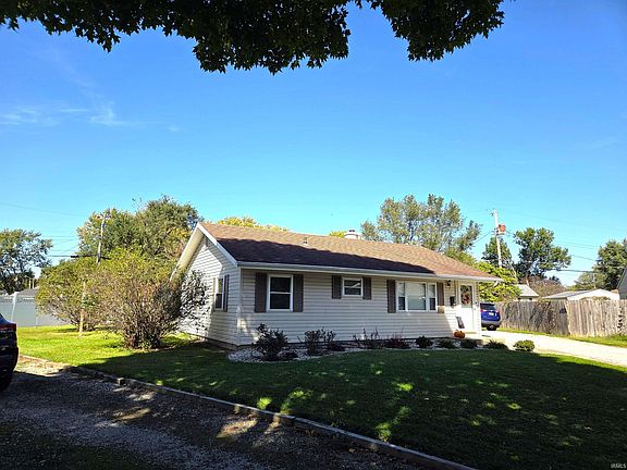 2nd image of 1658 W Broadway St