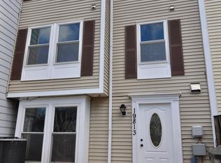 19813 Larentia Dr, Germantown, MD 20874