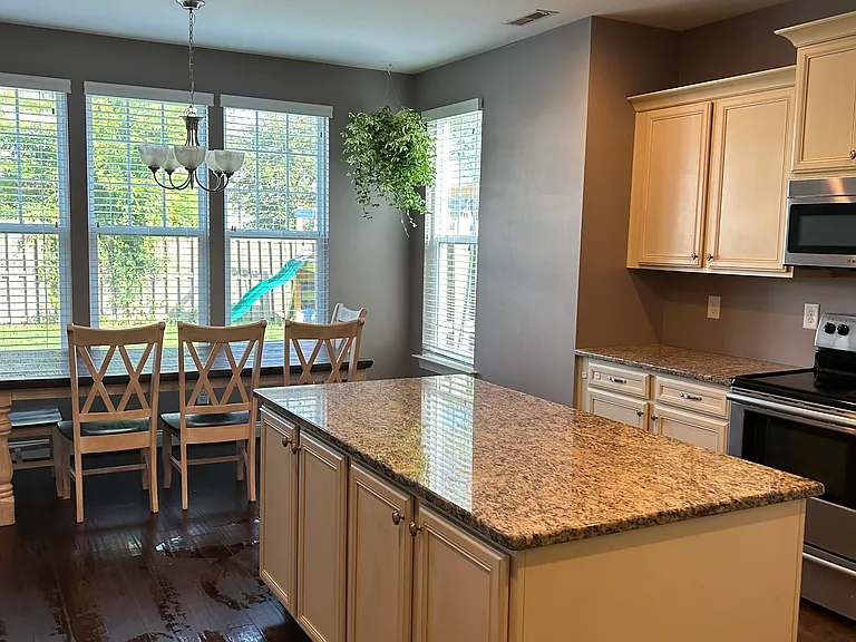 342 Belvedere Dr — Photo 10