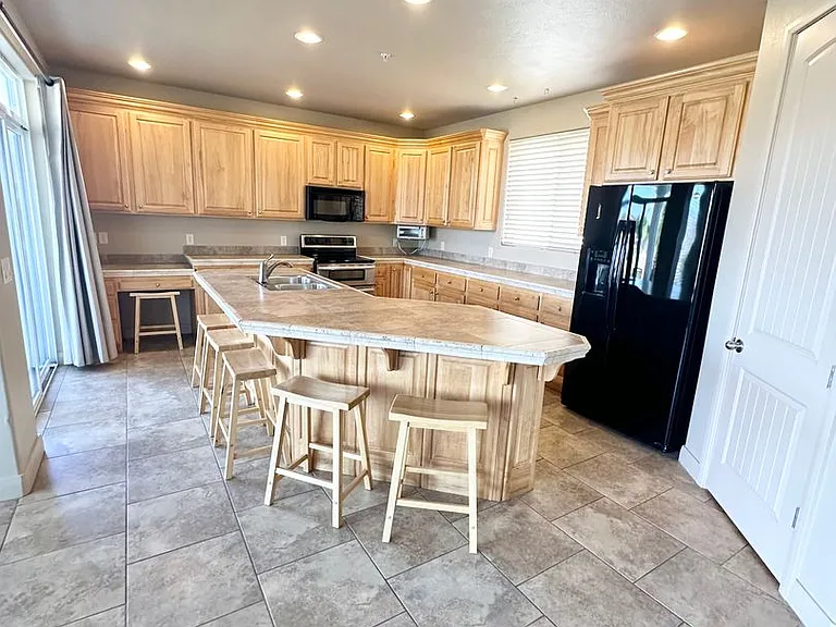 1845 W Canyon View Dr #2005 — Photo 7