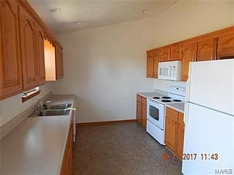 3rd image of 151 Sawmill Ln