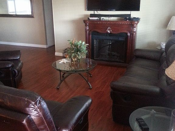 4th image of 14840 Bluebriar St