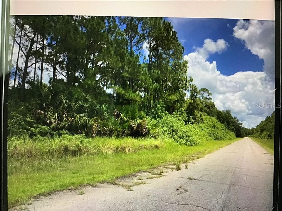 2nd image of Red Oak Rd