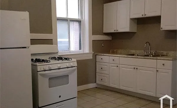 2 bed, 950 sqft, $900 — Photo 4