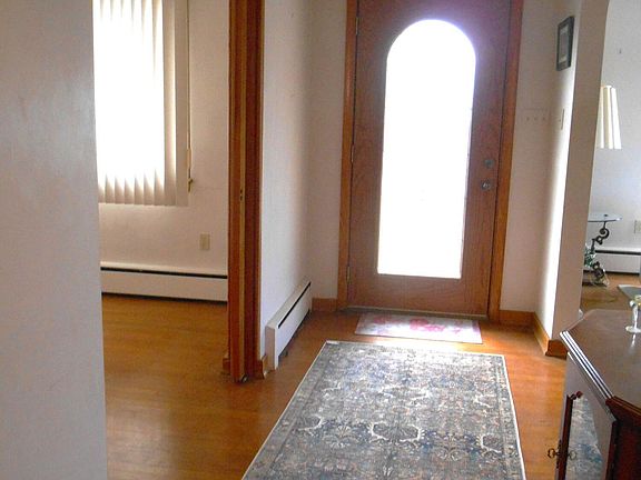 4th image of 341 Bowers Rd