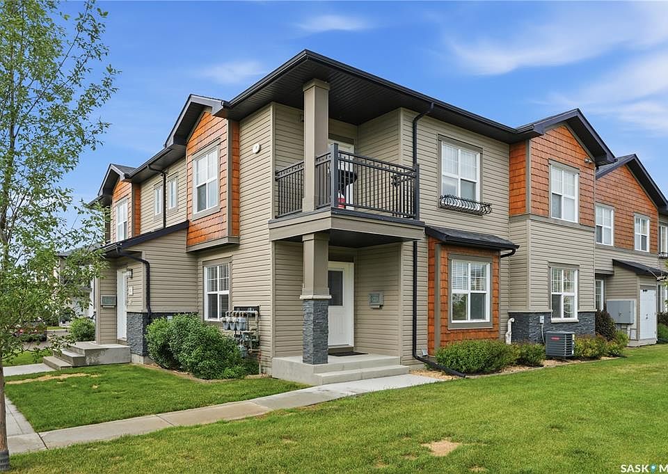1st image of UNIT 801-1015 Patrick CRESCENT