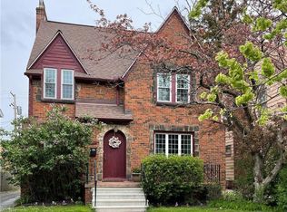 3557 Raymont Blvd, University Heights, OH