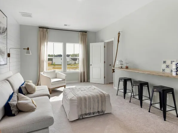 114 Snow St, Summerville, SC 29486