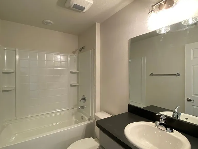 8180 N Wakefield Dr — Photo 24
