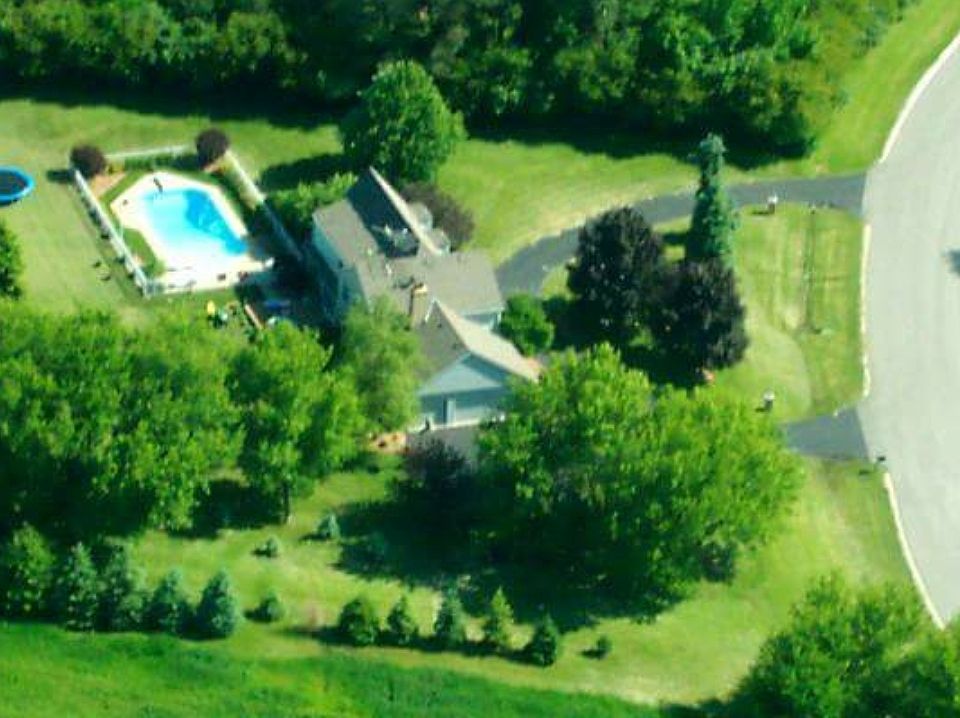 1st image of 35699 N Kenneth Dr