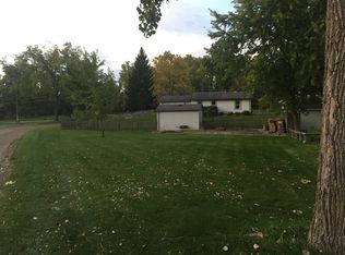 9275 Gale Rd, White Lake, MI 48386