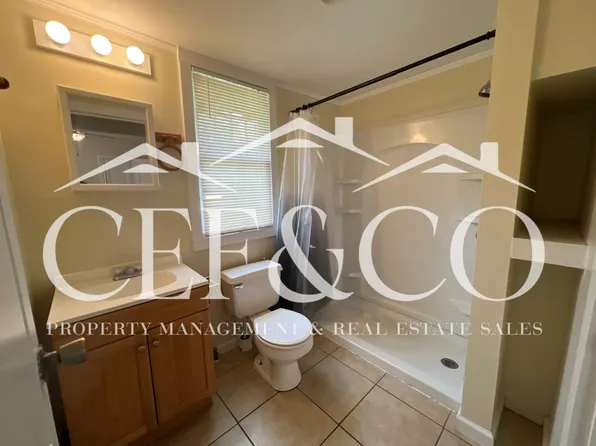 2446 Wallace Ave, Spartanburg, SC 29302