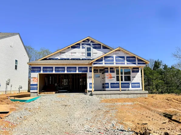 8106 Cedar Meadows Ln, Louisville, KY 40229